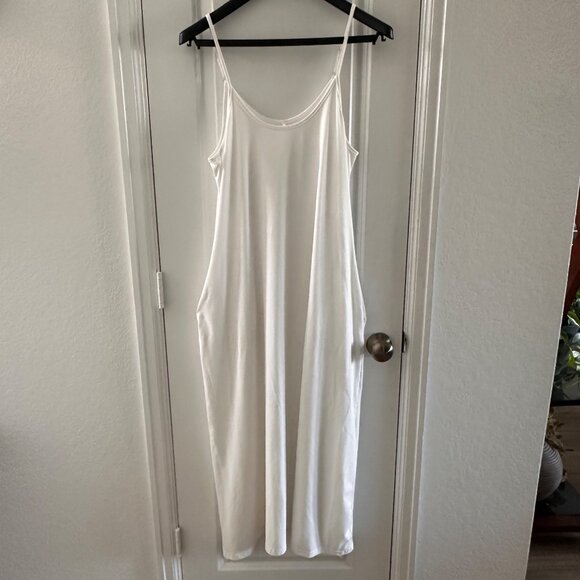 White Sleeveless Maxi Dress With Adjustable Spaghetti Straps XL - Picture 2 of 6